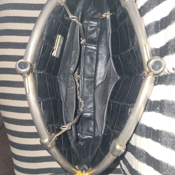 Judith Leiber Large Alligator Clutch - Picture 3 of 9